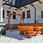 Goscinne Roztoka * פורונין